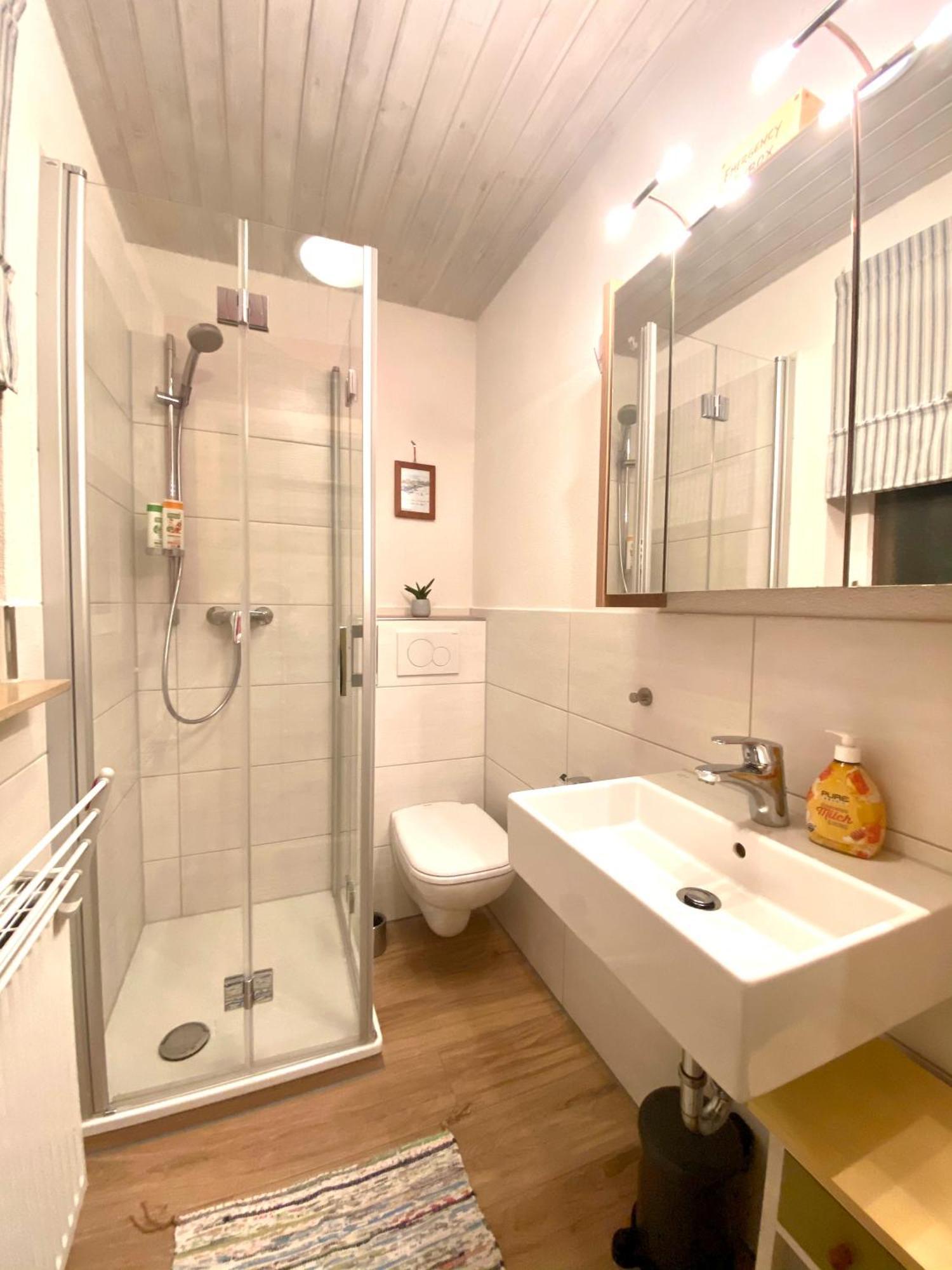 Ferienhaus Robin Титизее-Нойщат Екстериор снимка